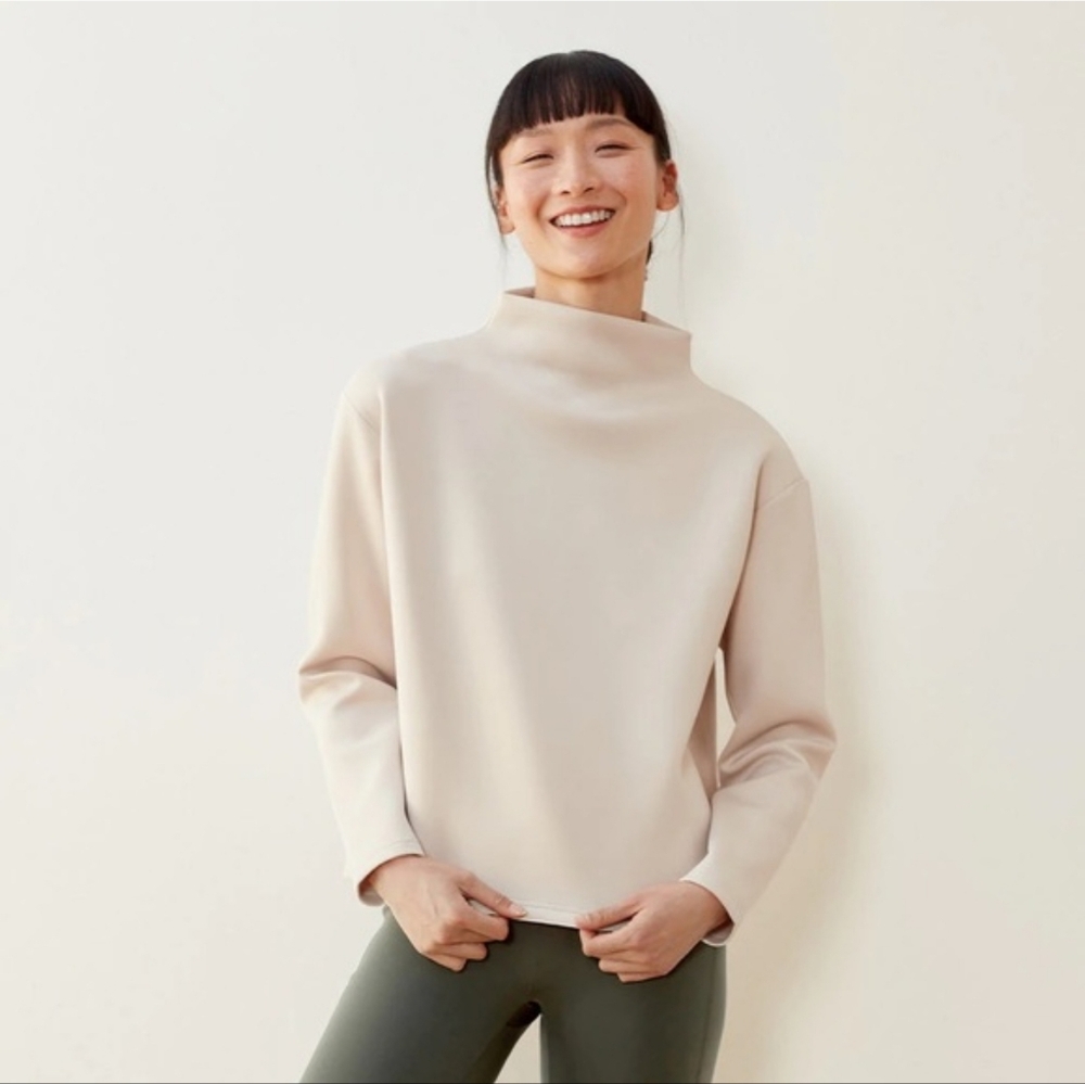 EUC ADAY Like A‎ Boss Mockneck Pullover Cream Size XS